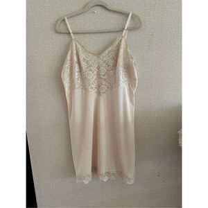 Vintage Vanity Fair slip dress